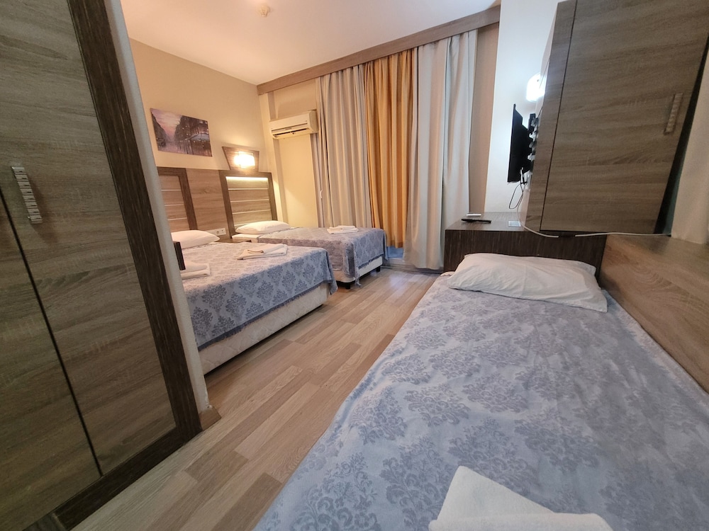 Standard Quadruple Room photo 1