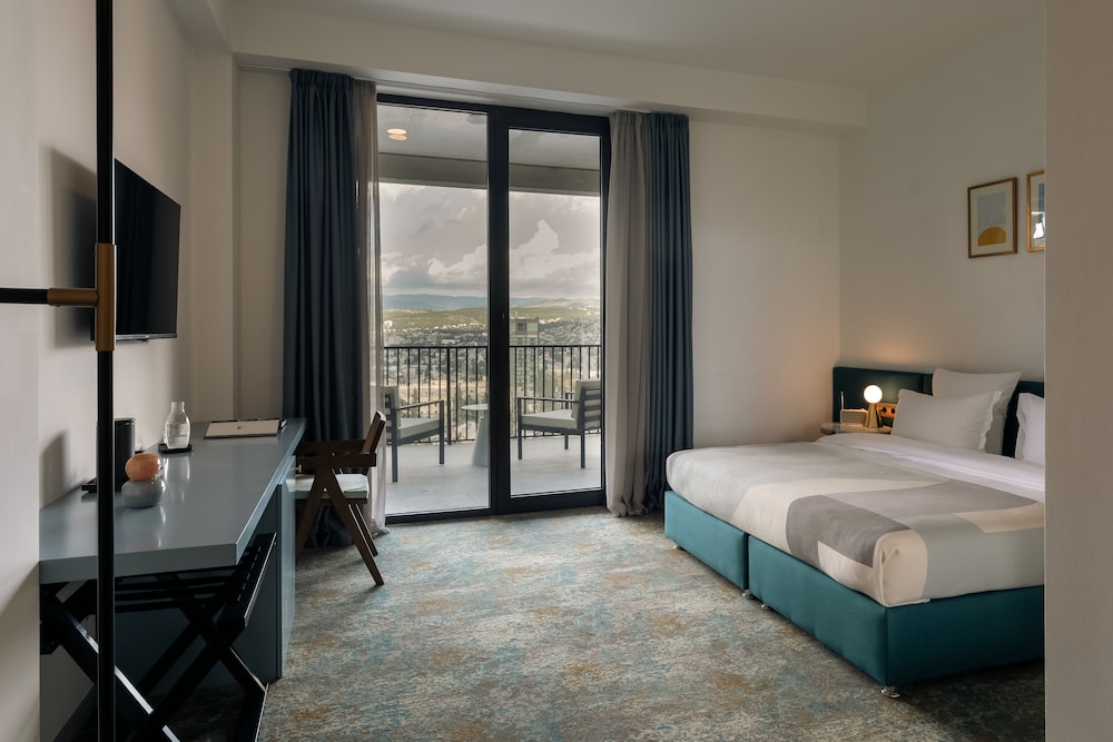 Deluxe Double Room - Photo 7