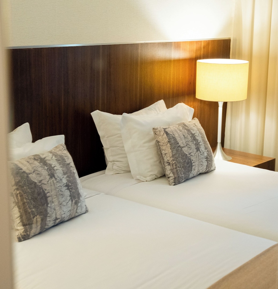 Comfort Twin Room, Lake View (TWIN-CONFORT)