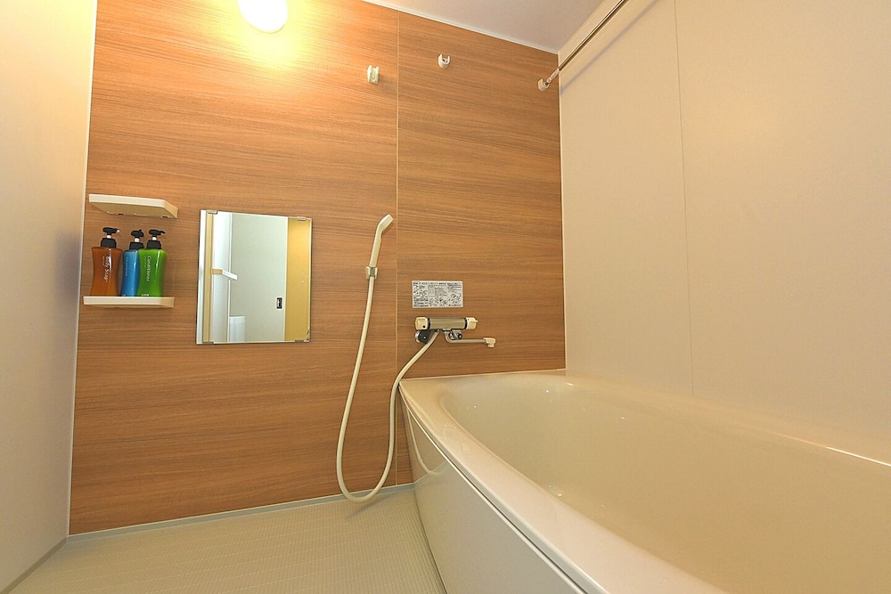 Family Room - Photo 10