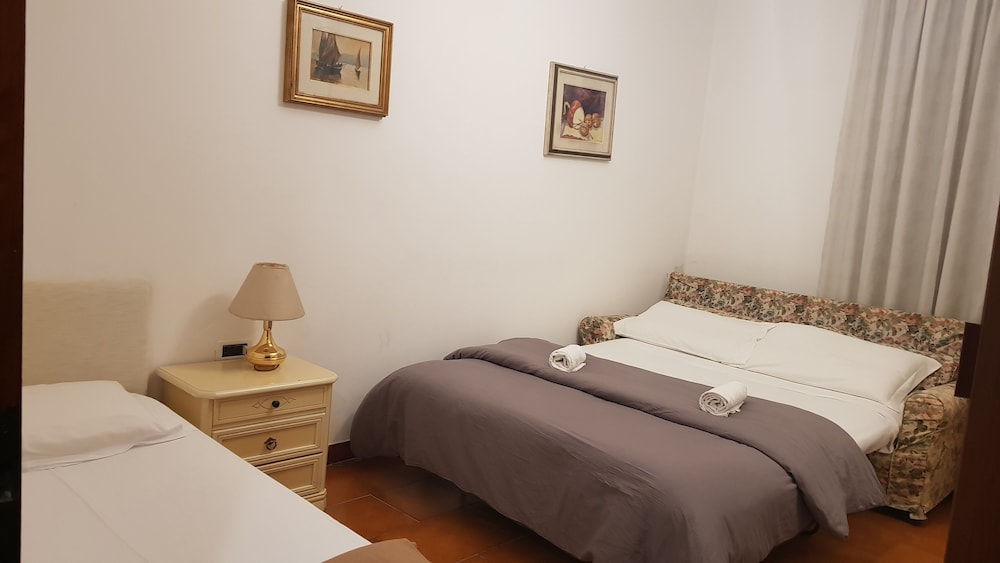 Triple Room, Garden View photo 1