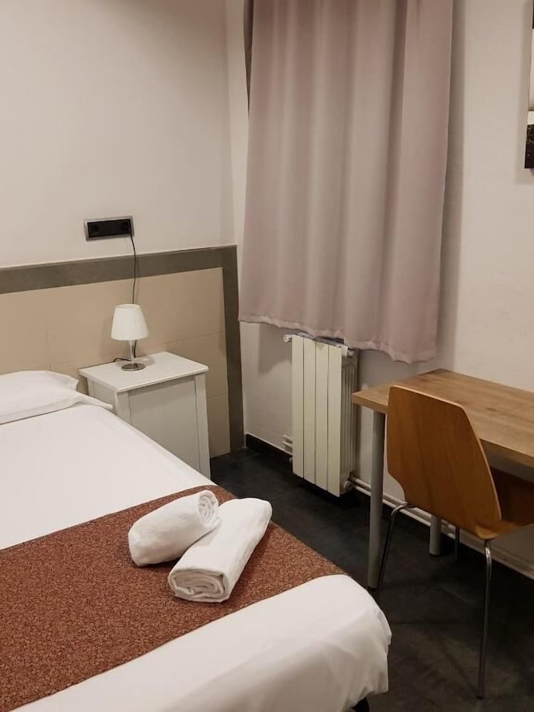 Single Room photo 2