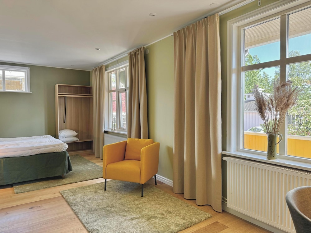 Standard Double Room, 2 Twin Beds photo 1