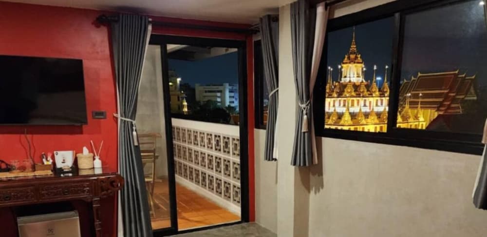 Exclusive Room, 1 Queen Bed, Terrace, Tower photo 1