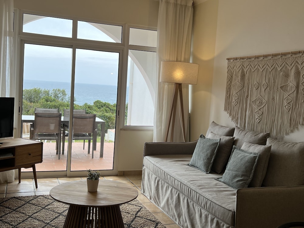 Premium Apartment, 2 Bedrooms - Photo 9