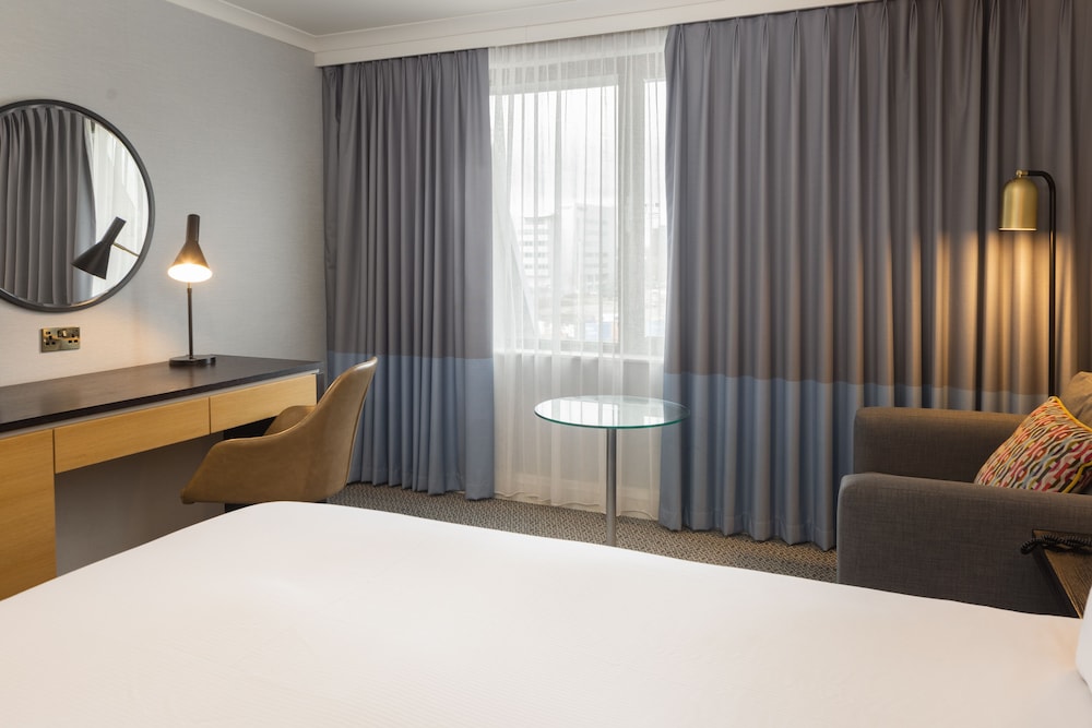 Room, 1 Queen Bed - Photo 5