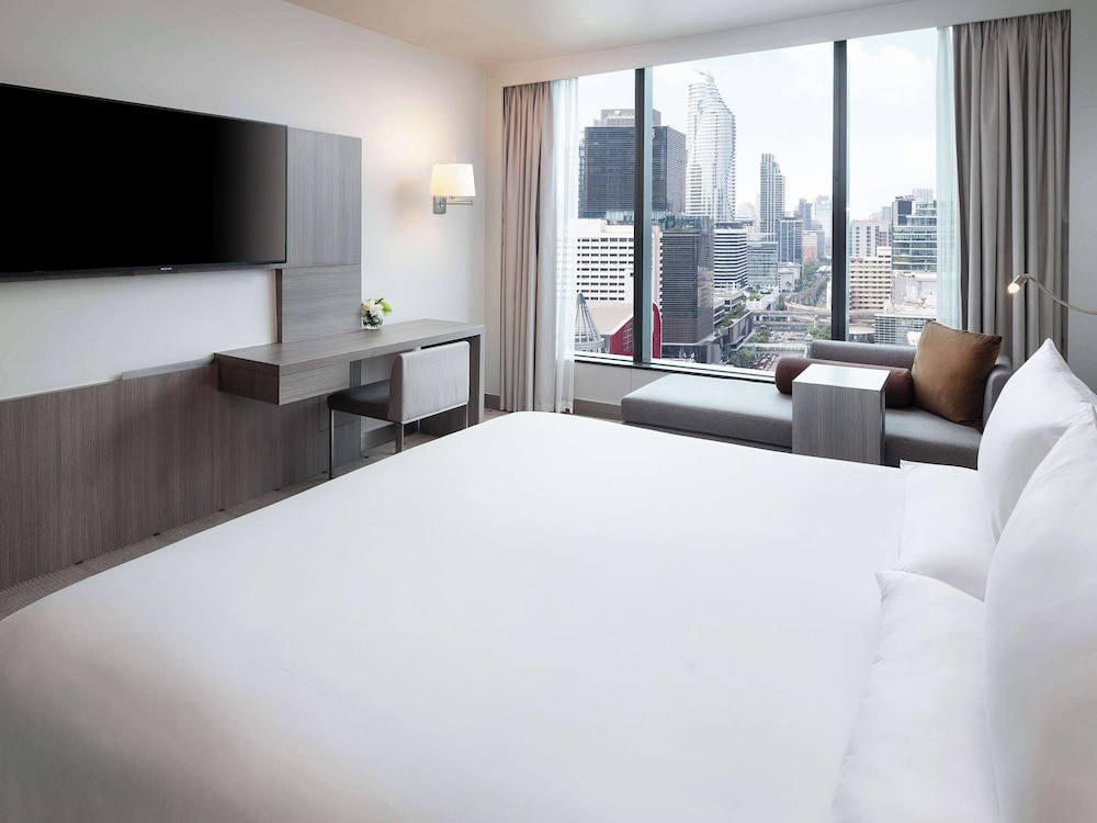 Premier Room, 1 King Bed, Park View