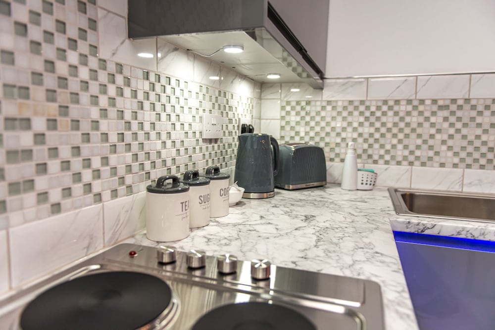 Design Apartment, Private Bathroom (Jacuzzi) - Photo 14