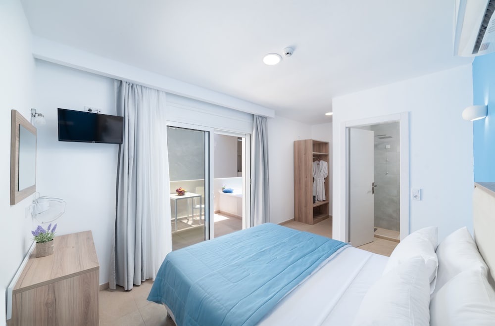Superior Apartment, Jetted Tub
