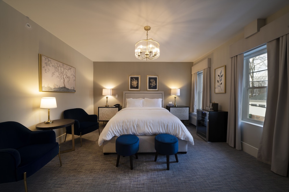 Luxury Single Room, 1 Queen Bed