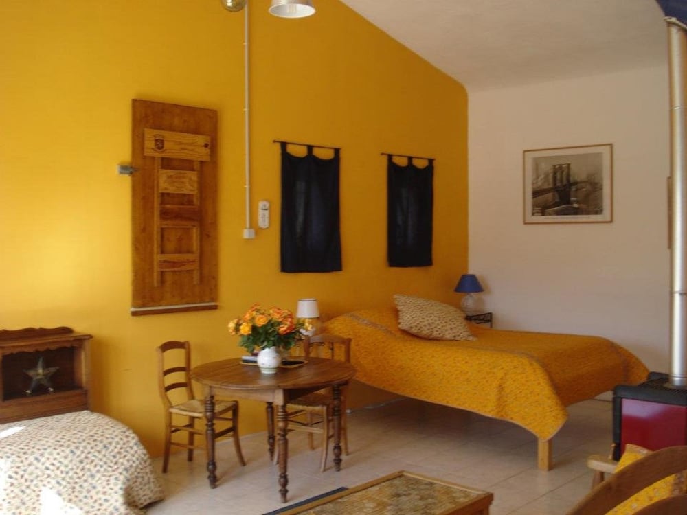 Family Double or Twin Room photo 1