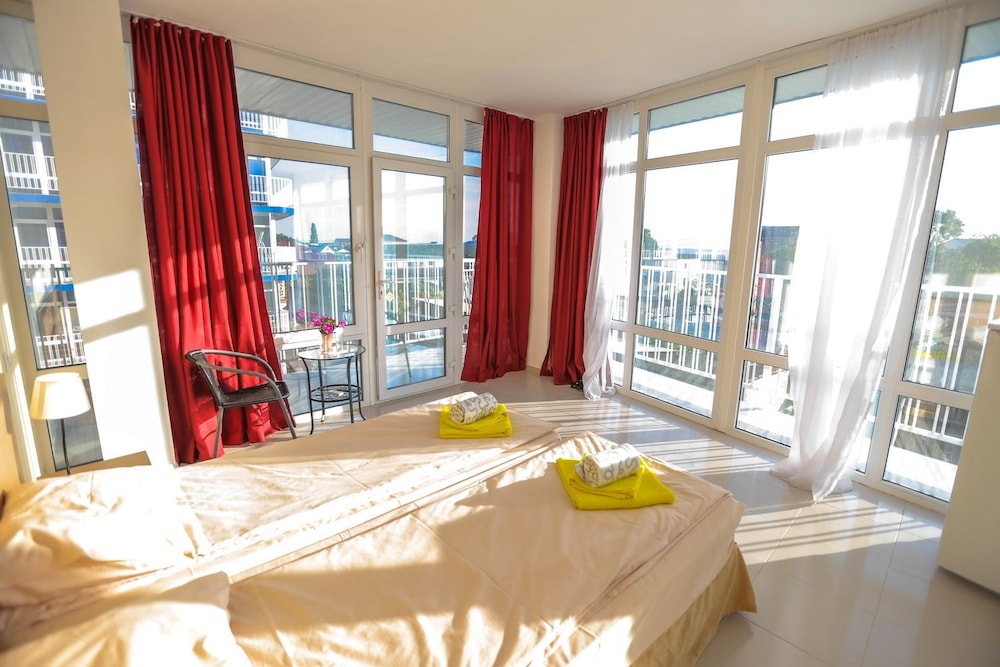 Superior Double Room (Panoramic View ) photo 2