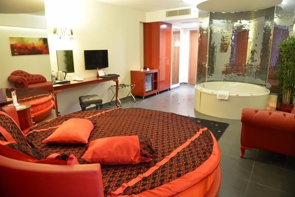 Honeymoon Double Room