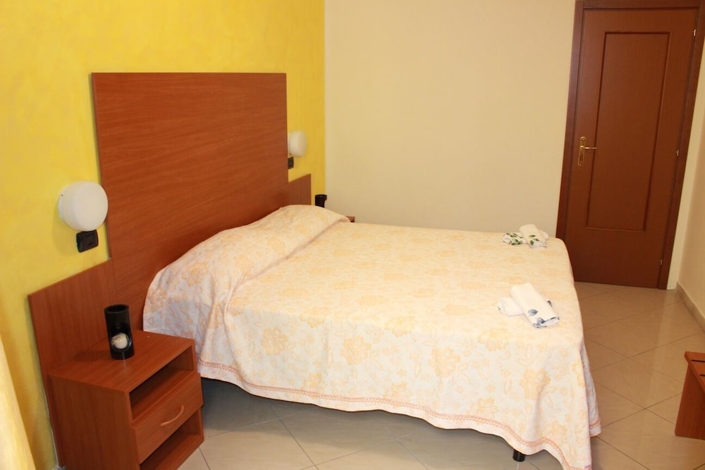 Triple Room photo 2