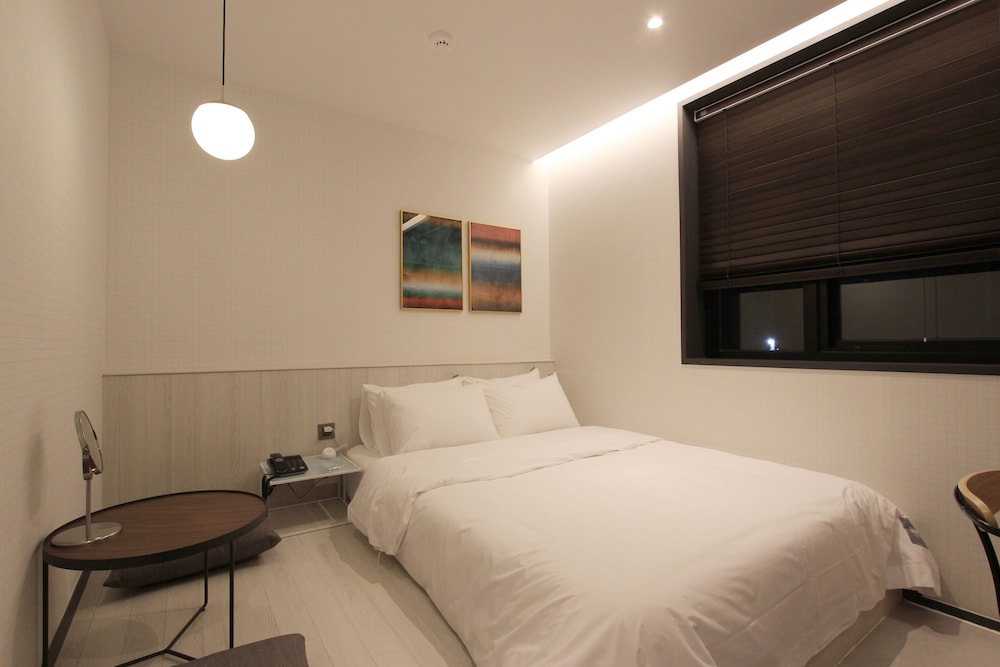Standard Room - Photo 2