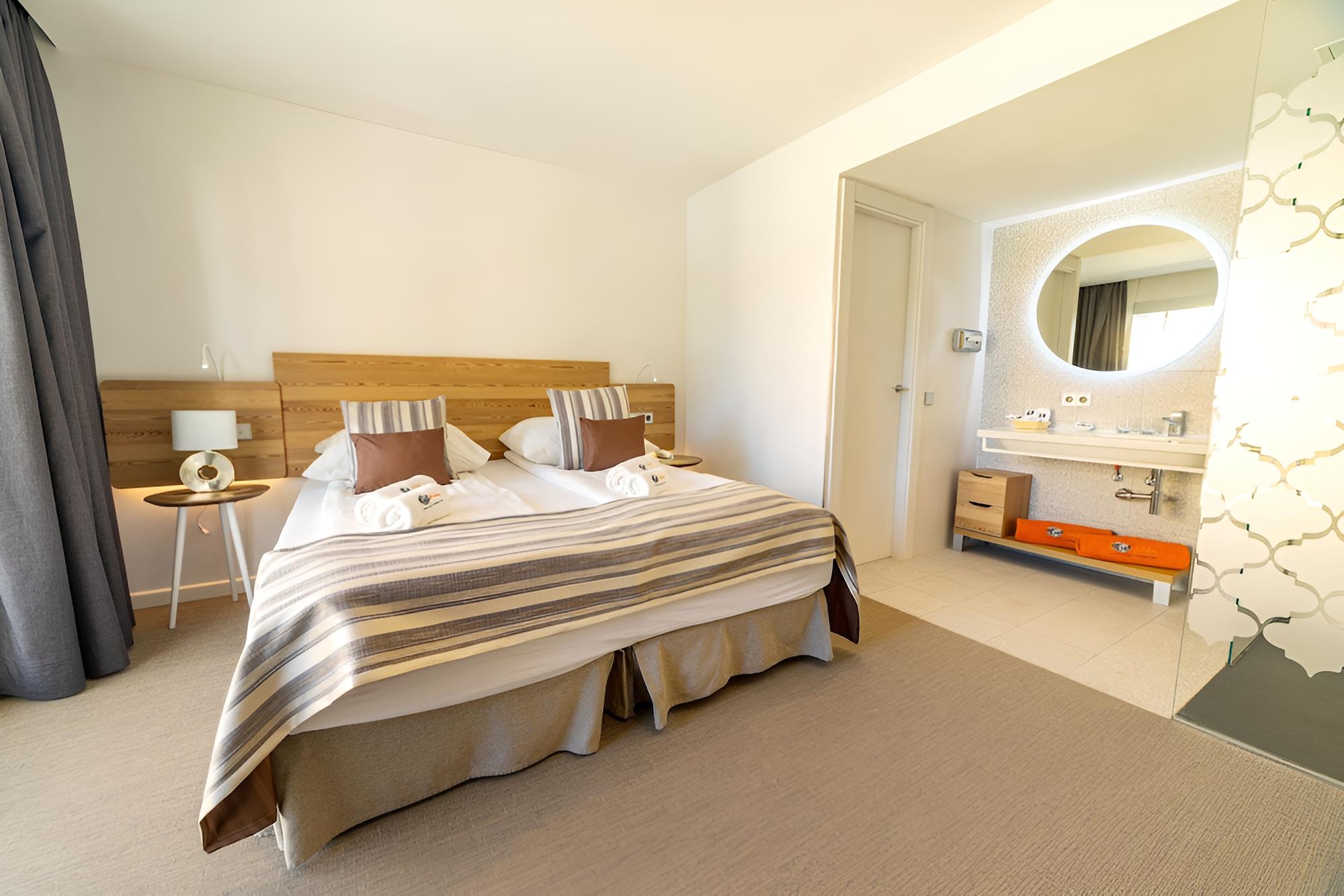 Deluxe Double Room photo 2