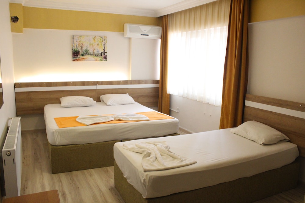 Triple Room photo 2
