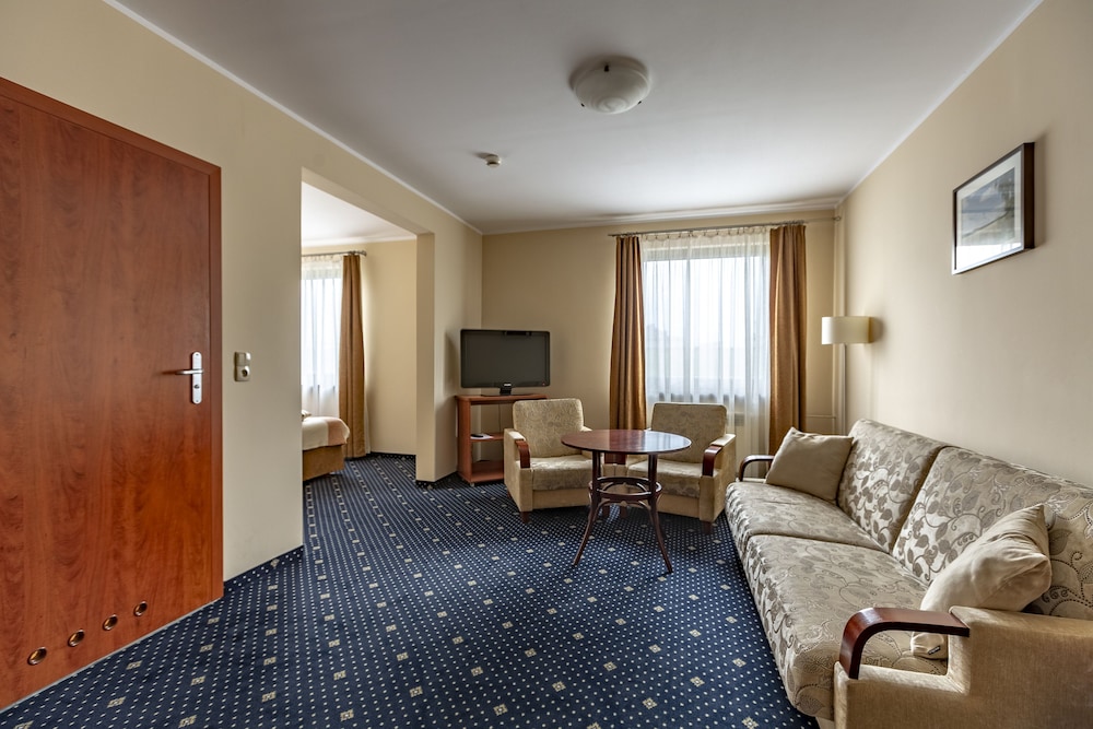 Classic Studio Suite photo 3