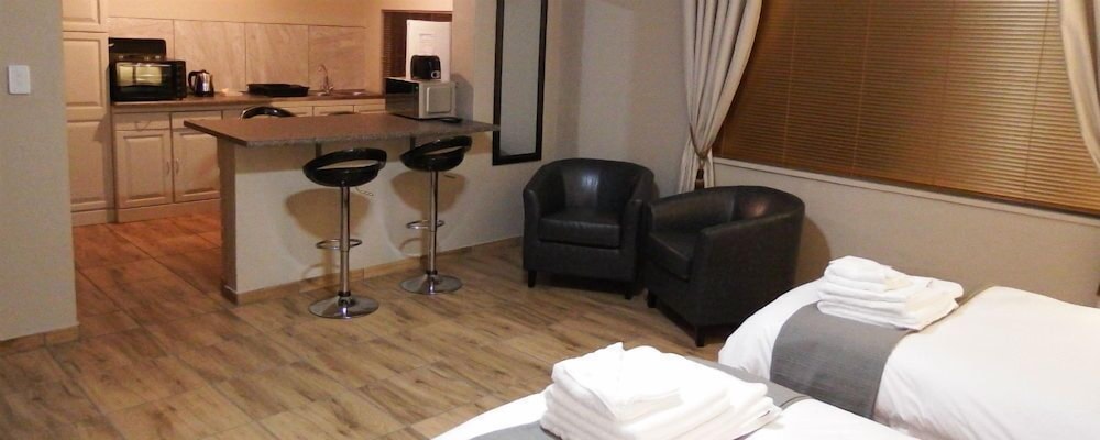 Double or Twin Room, 2 Twin Beds photo 3