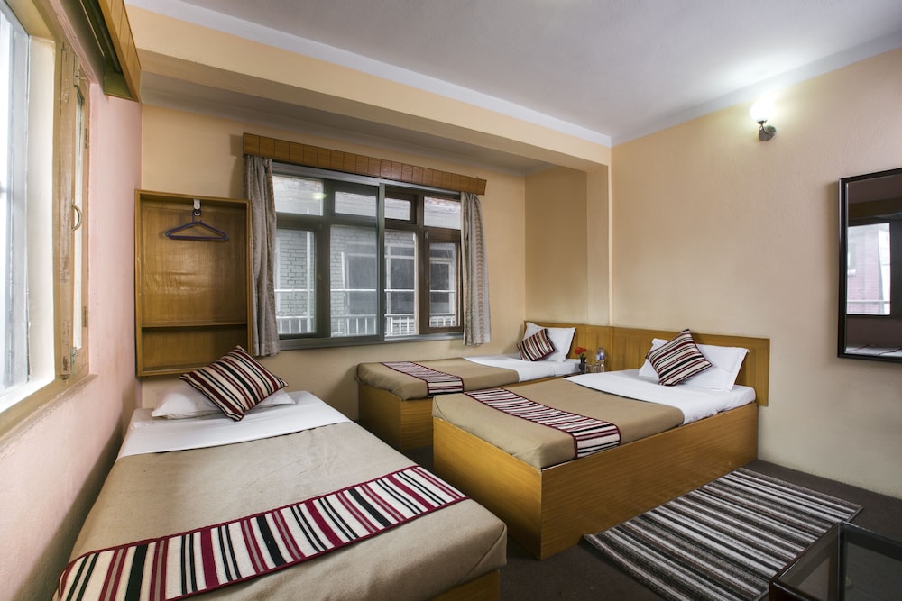 Economy Triple Room