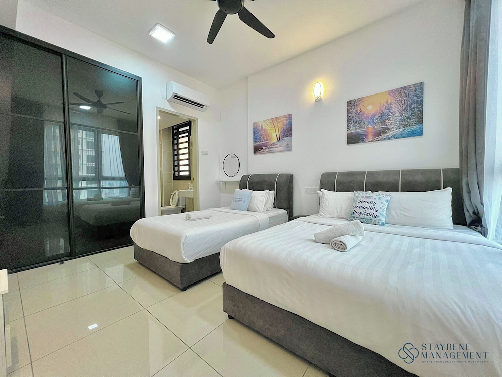 Family Apartment, 2 Bedrooms, 2 Bathrooms - Photo 2