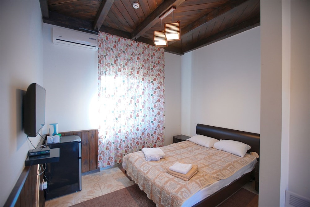Standard Double Room photo 2