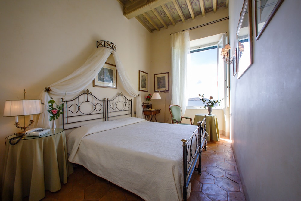 Deluxe Double Room, Sea View (Small) - Photo 1
