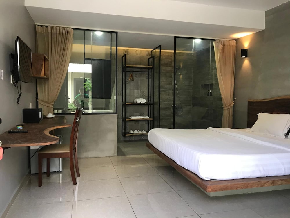 Deluxe Double Room - Photo 10