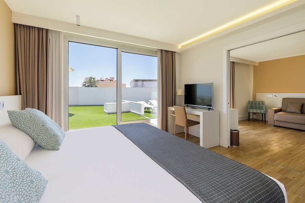Suite, Sea View (Sol)