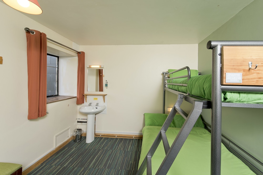 Room (3 Bed Double Private) photo 1