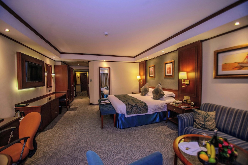 Executive Room - Photo 2