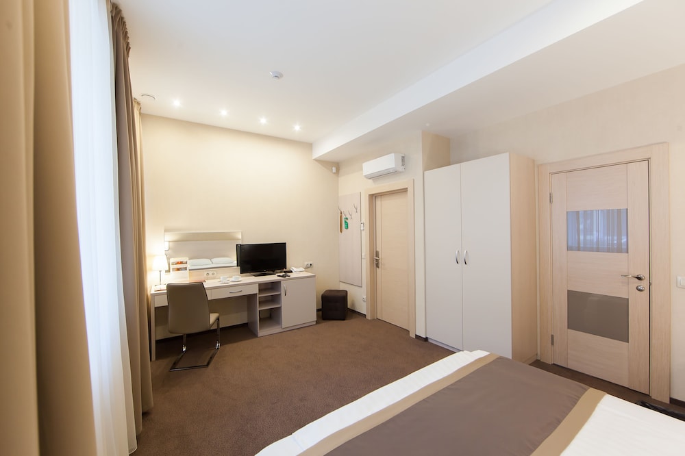 Business Double or Twin Room photo 2