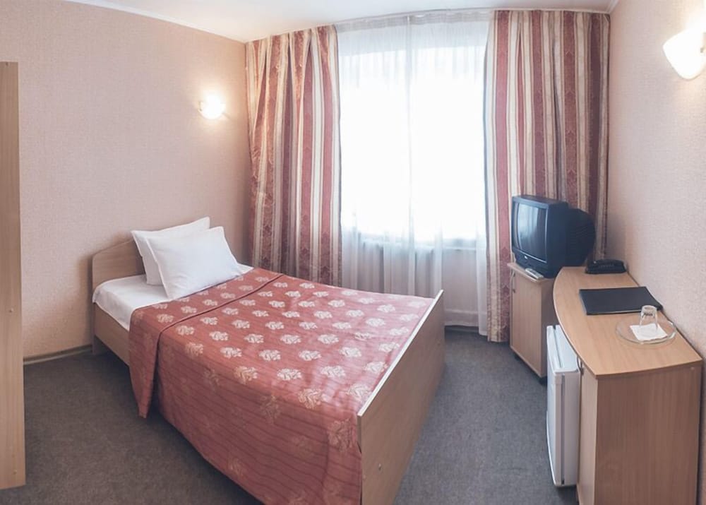Economy Single Room, Shared Bathroom photo 1