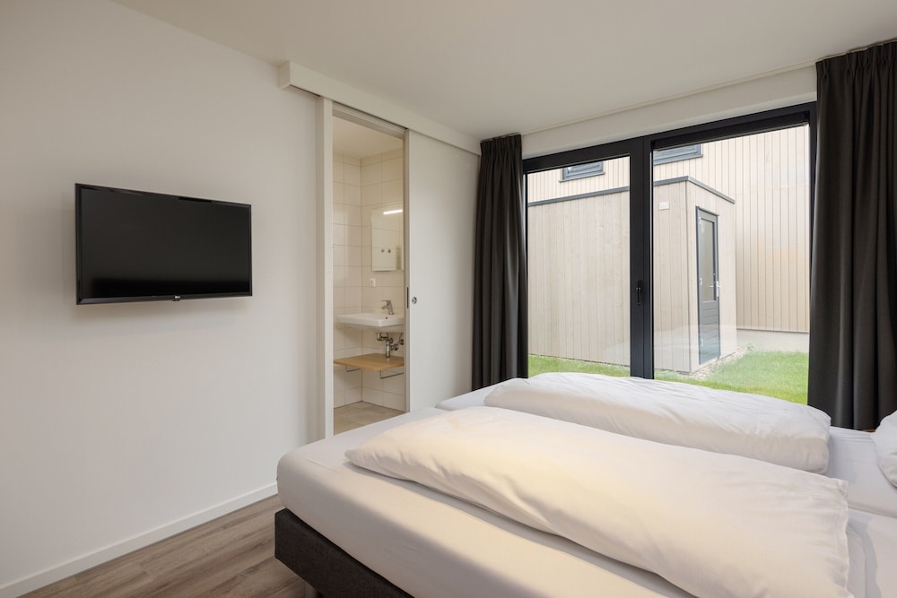 Villa photo 2