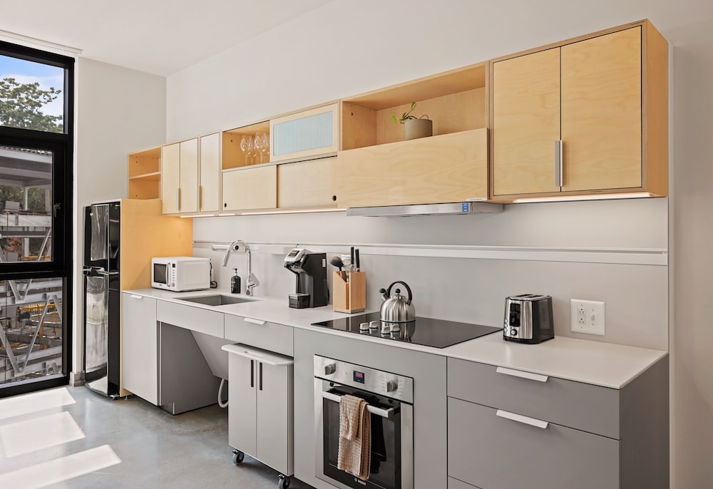 Apartment, 2 Bedrooms, Mobility Accessible (2 Queen Beds) - Photo 7
