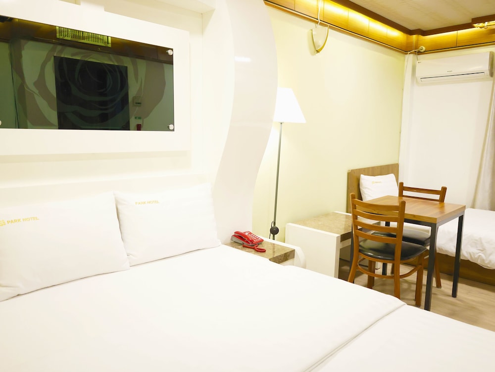 Superior Twin Room photo 2