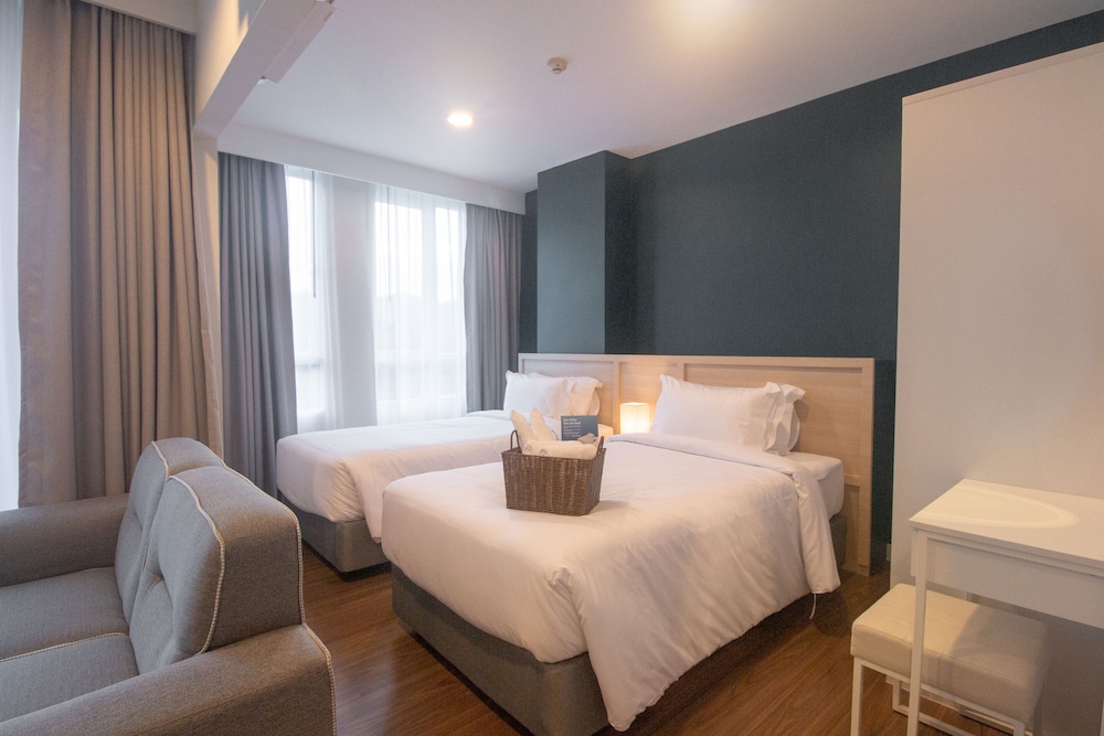 Classic Twin Bed - Photo 8