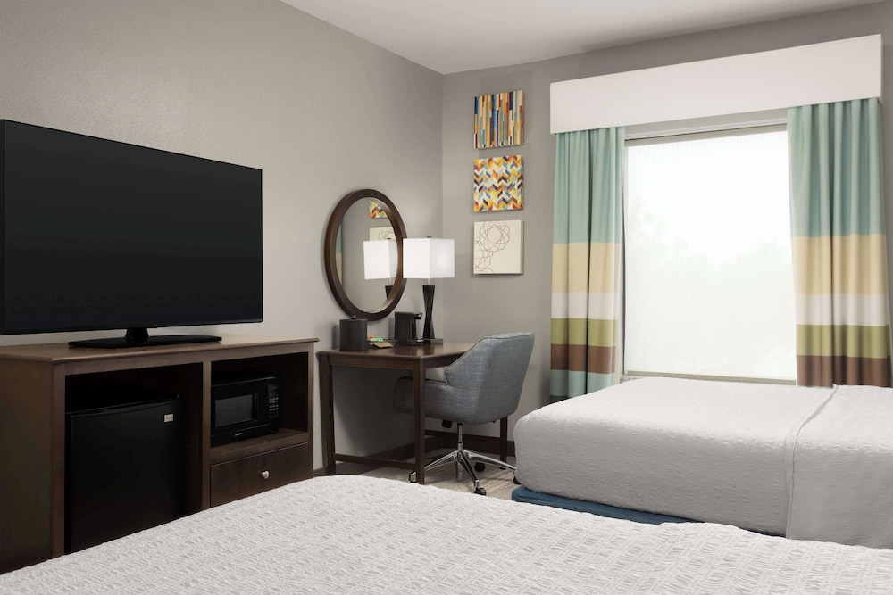 Room, 2 Queen Beds, Accessible, Non Smoking photo 3