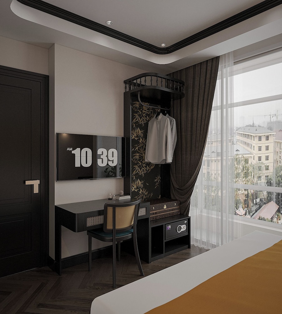 Deluxe Studio, Balcony, City View photo 2
