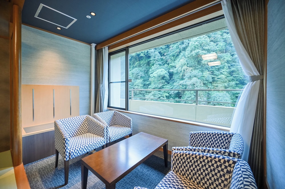 Suite Japanese style Buffet Style Breakfast & Dinner photo 3