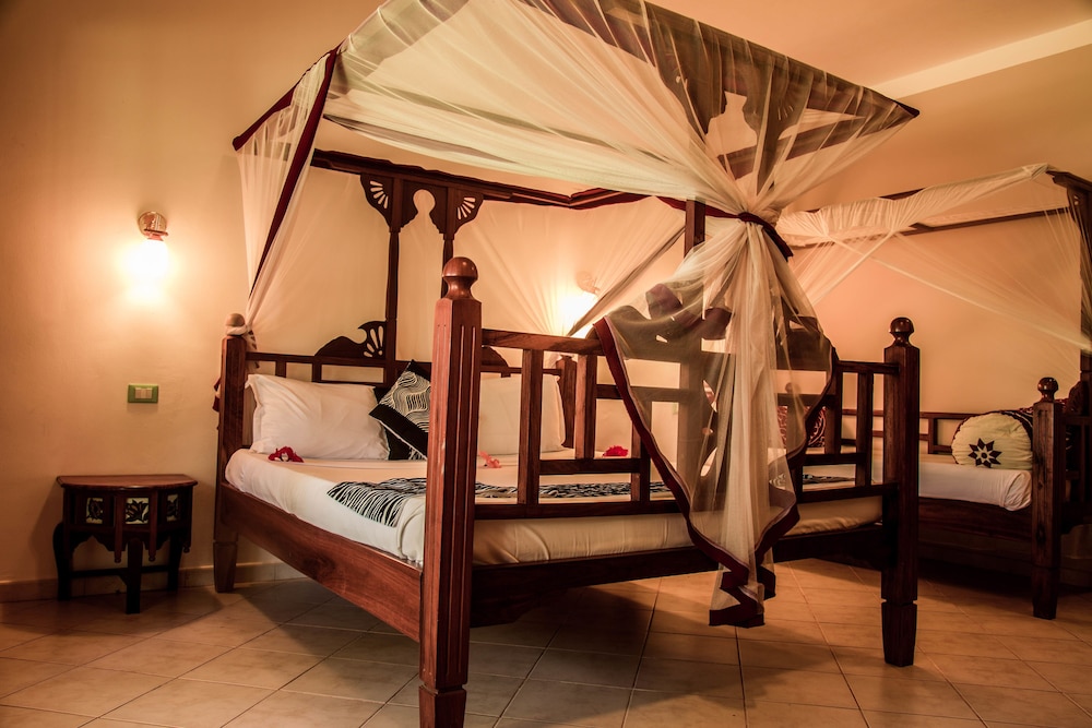 Standard Triple Room, Garden View