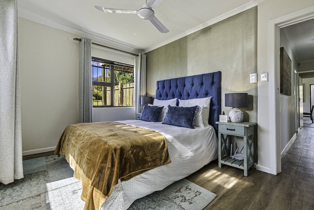Classic Double Room, 1 King Bed - Photo 1
