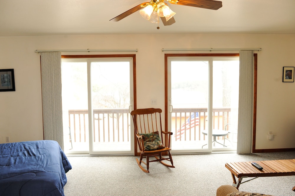 Cabin 9, Lake View photo 2