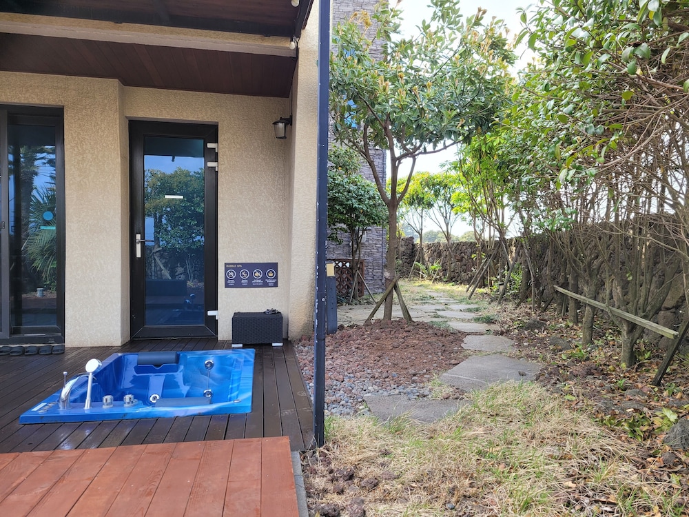 Garden Suite photo 2