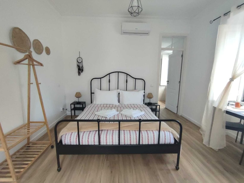 Traditional Room, 1 Queen Bed photo 3