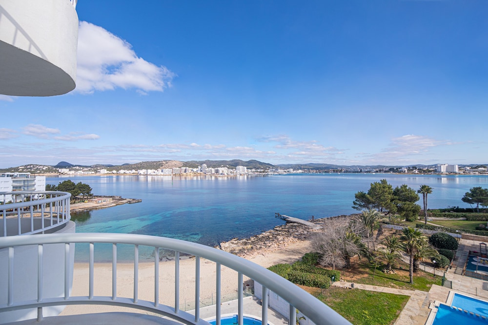 The Loft Sea View - Photo 8