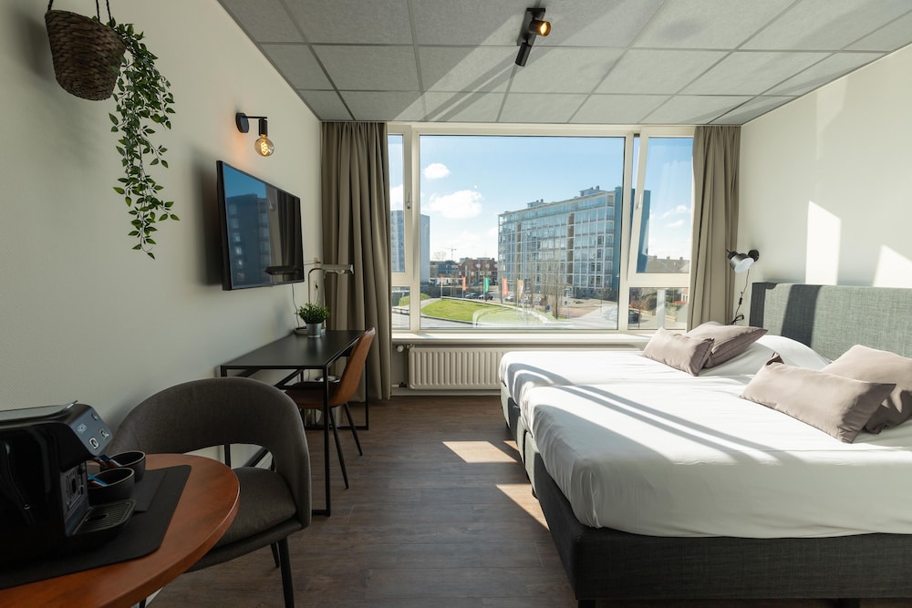 Comfort Double Room, City View photo 2