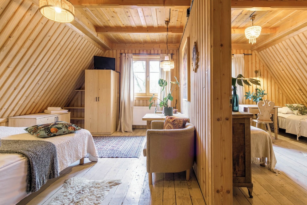 Room, 2 Bedrooms, Mountain View