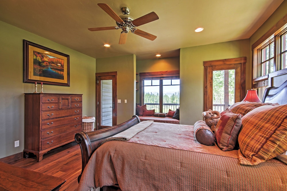 House (4 Bedrooms) photo 1