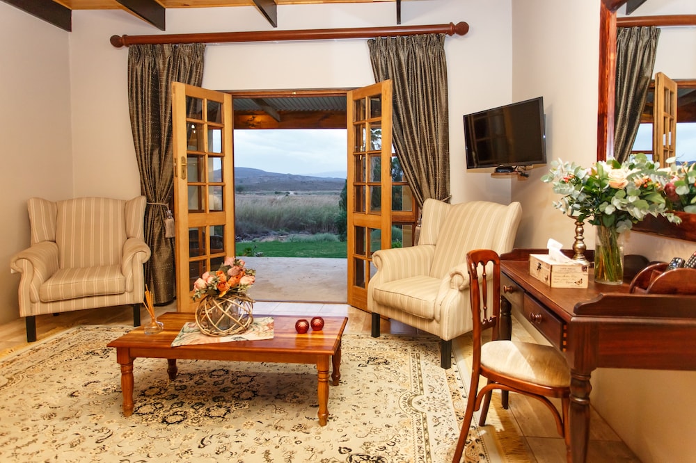 Luxury Suite, 1 Bedroom (Garden) - Photo 4